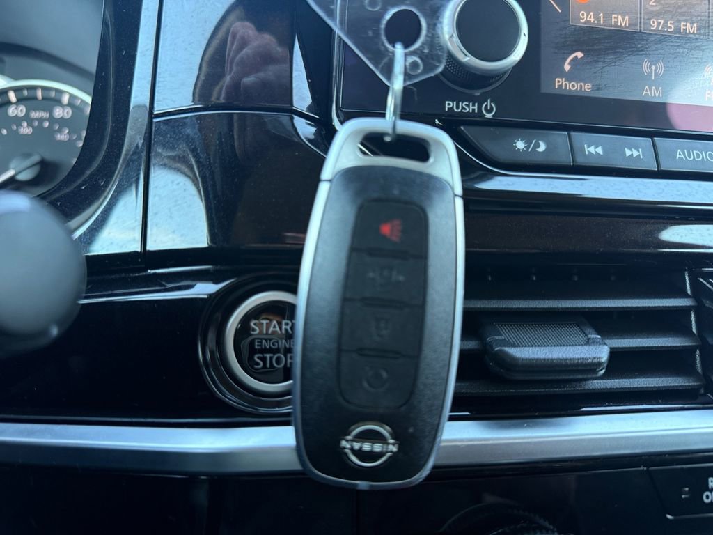 Certified 2024 Nissan Pathfinder SV image 30