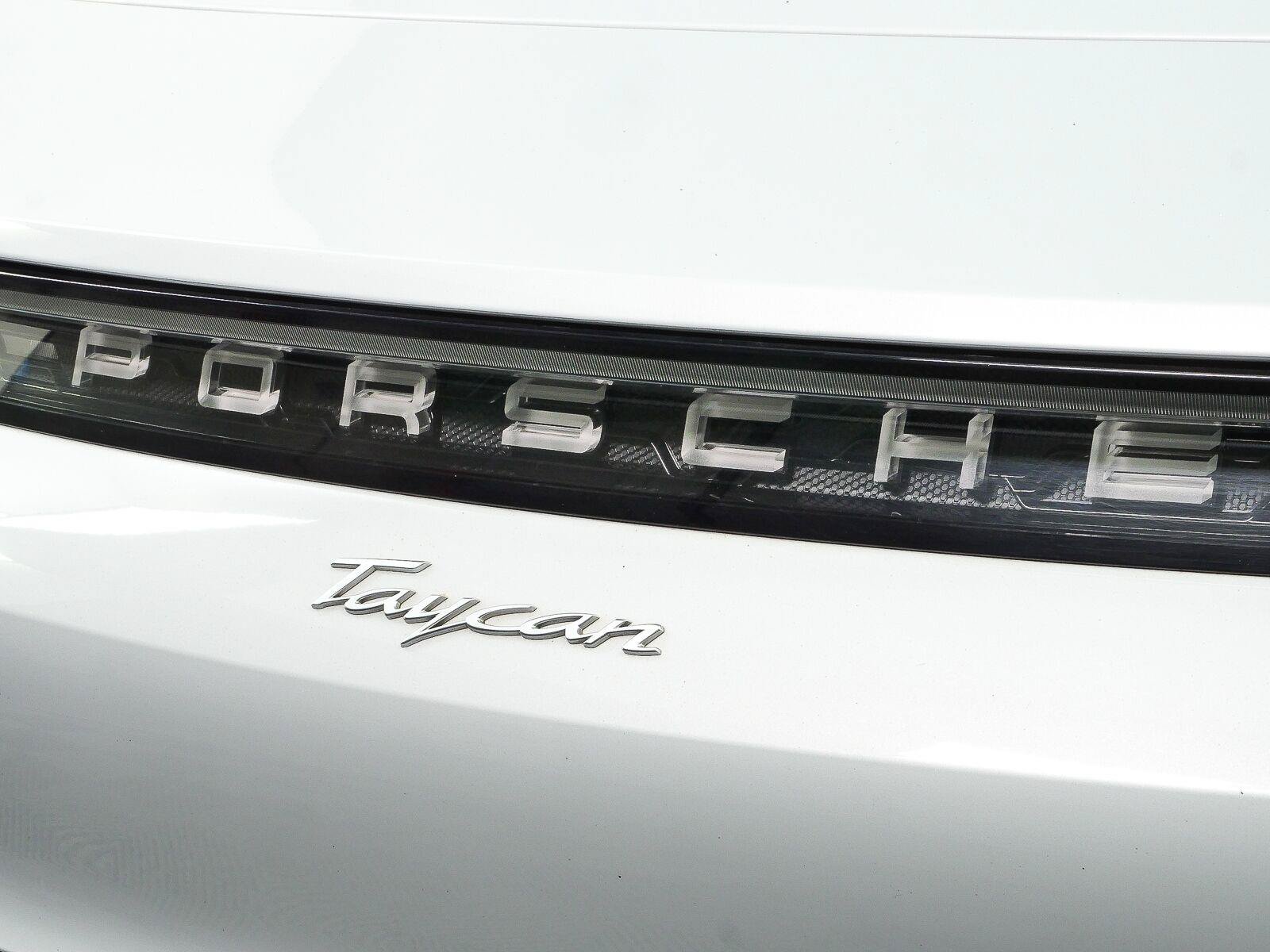 Certified 2023 Porsche Taycan RWD image 33
