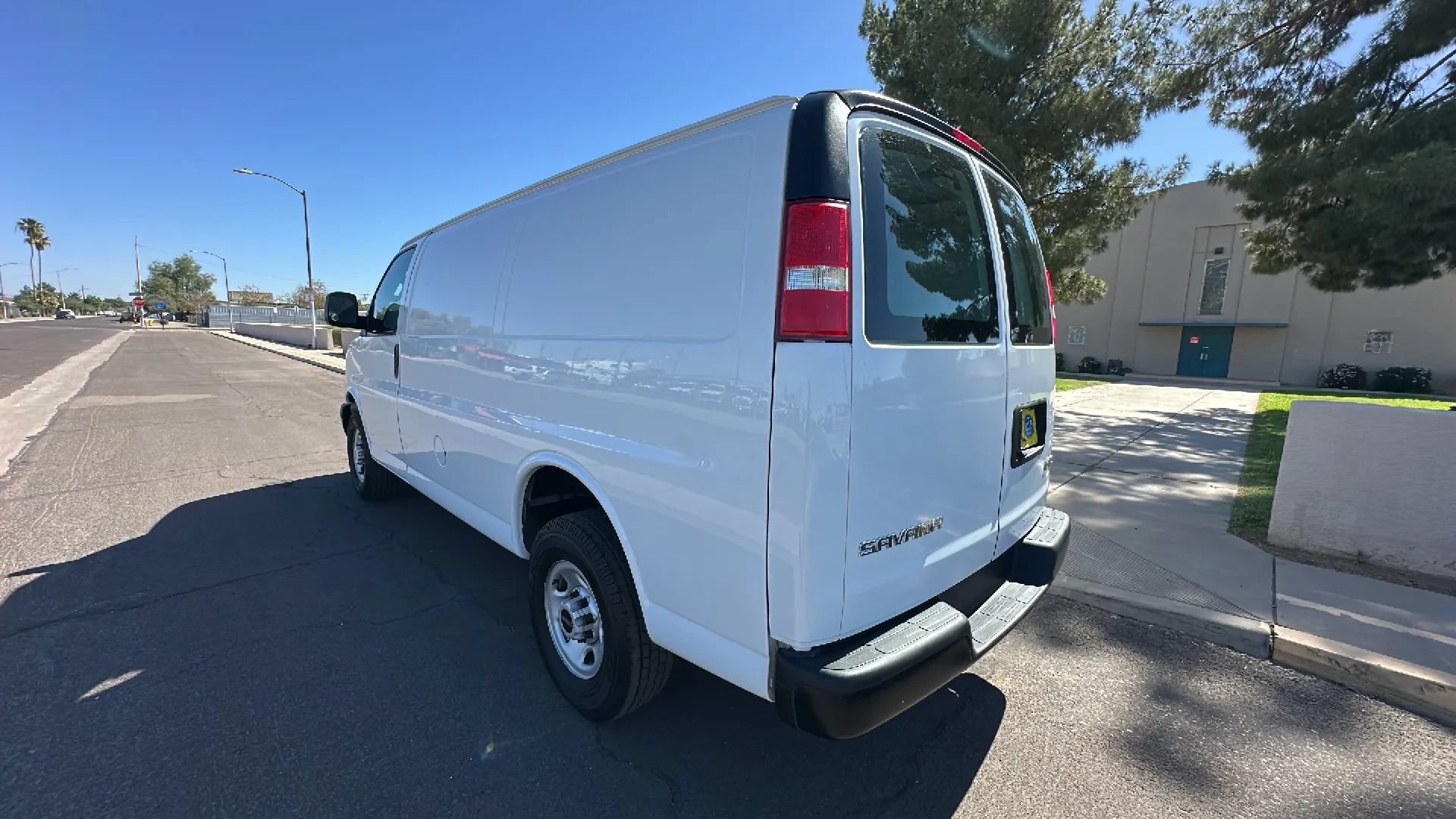 Used 2020 GMC Savana 2500 w/ Driver Convenience Package RWD image 2