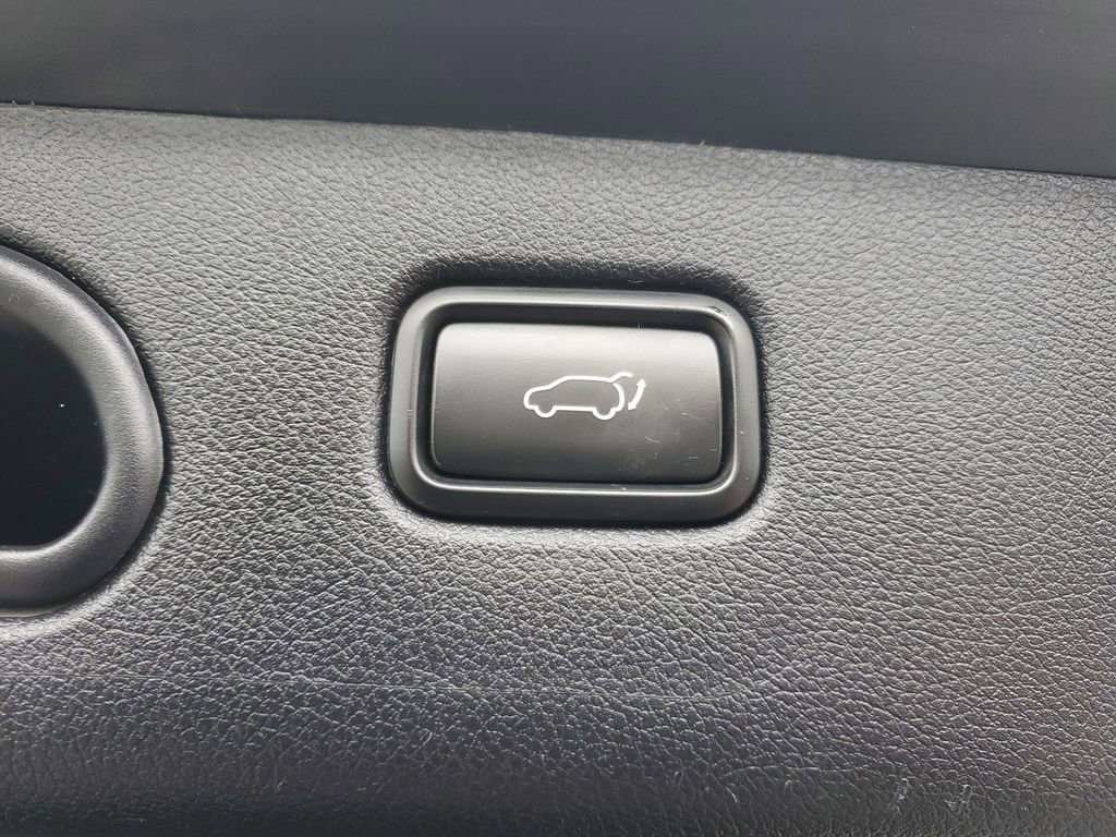 Used 2020 Kia Sportage EX image 32