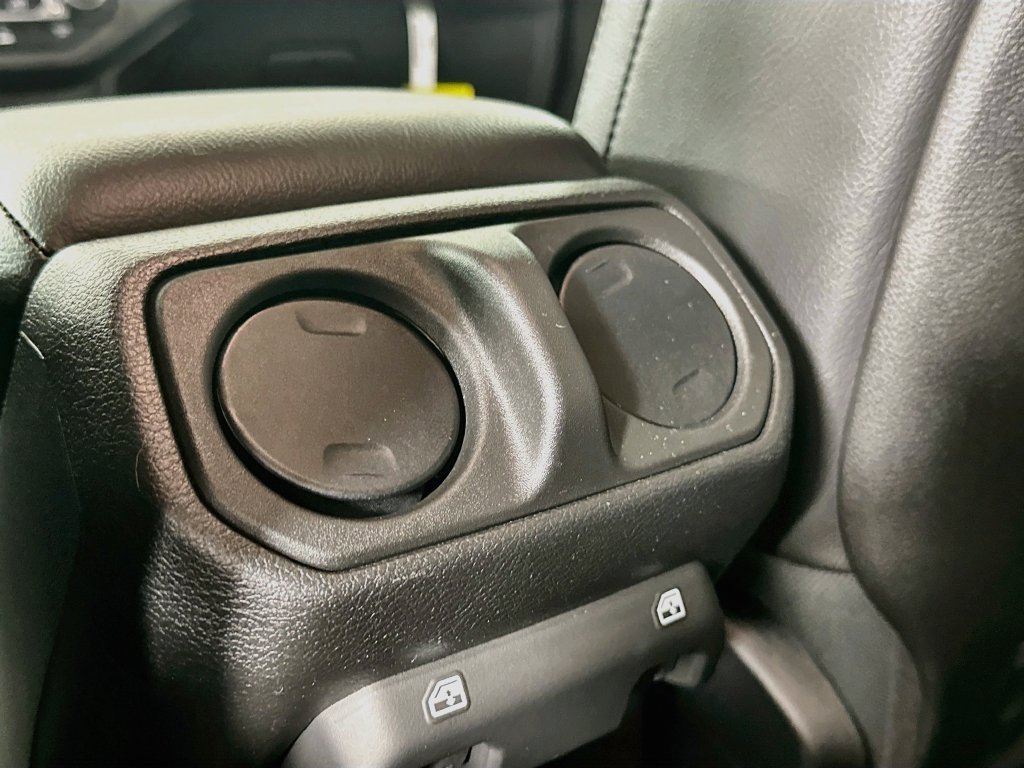 Used 2025 Jeep Gladiator Rubicon AWD/4WD image 29