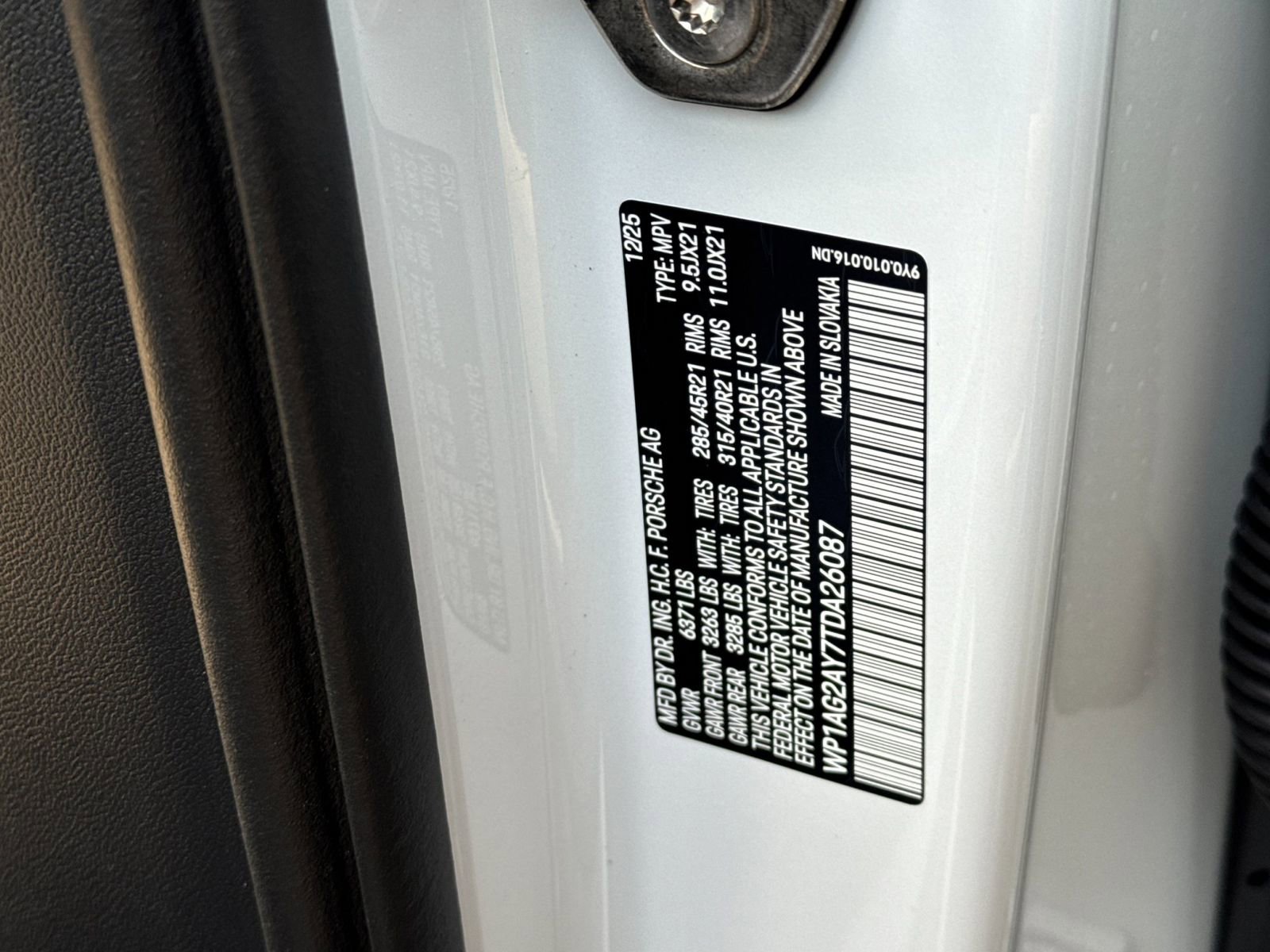 New 2026 Porsche Cayenne GTS image 36