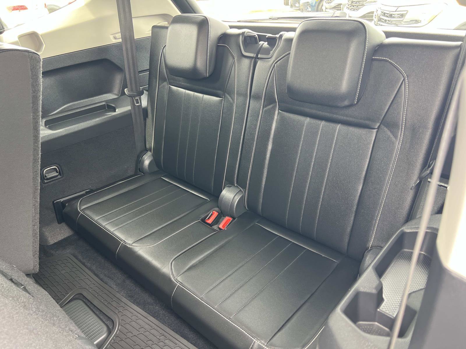 Certified 2022 Volkswagen Tiguan SE image 22