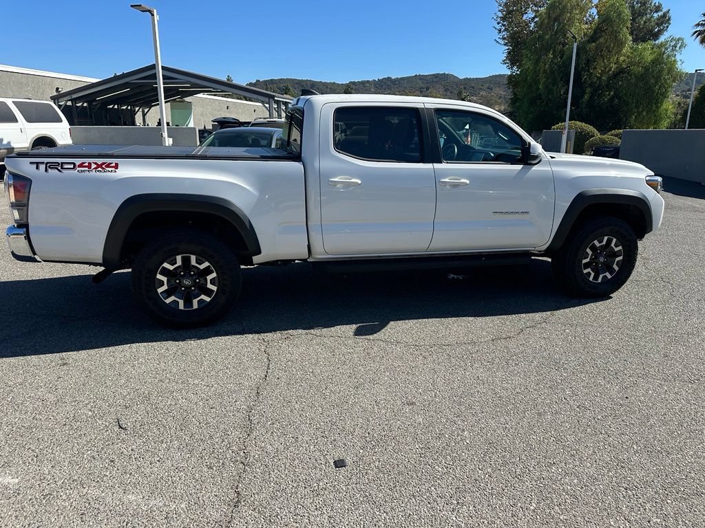 Used 2023 Toyota Tacoma TRD Off-Road AWD/4WD image 4