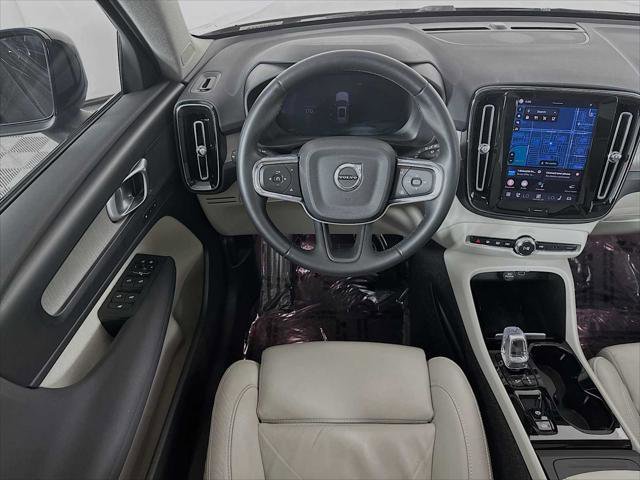 Used 2023 Volvo XC40 B5 Plus w/ Driver Assist Package AWD/4WD image 21