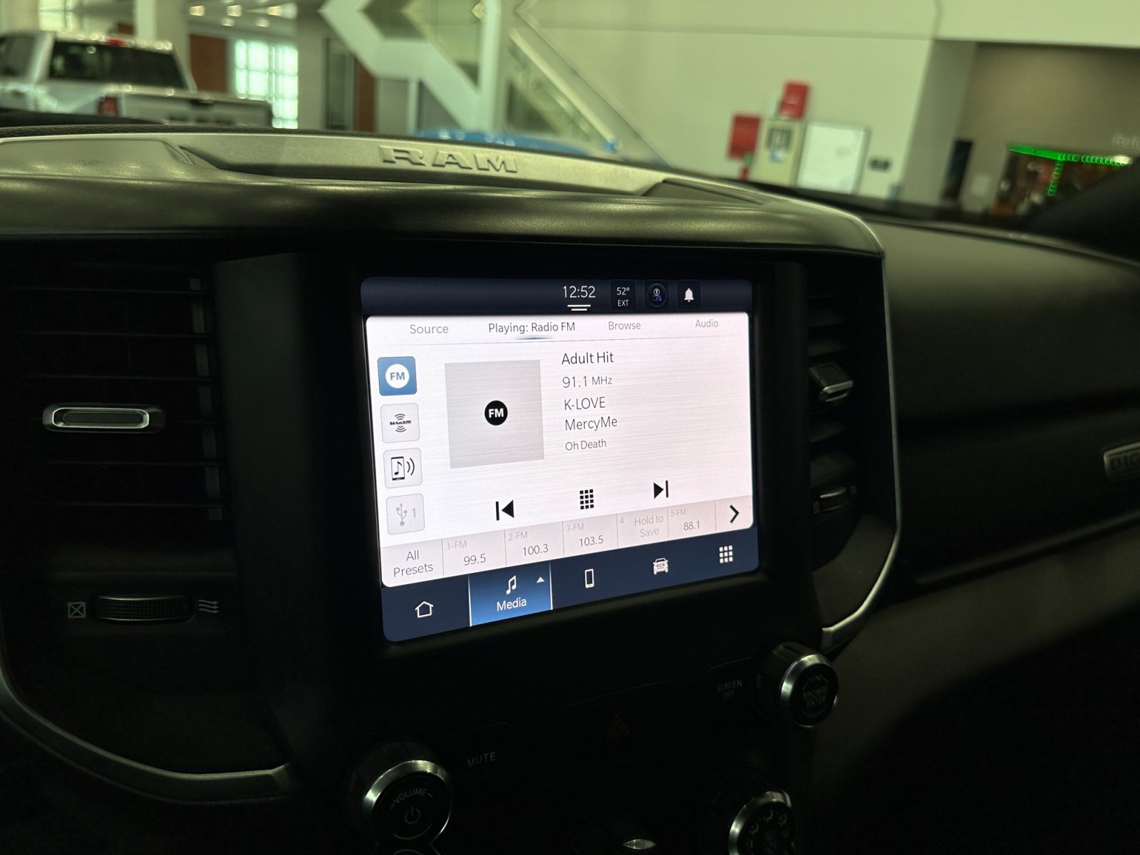 Used 2024 RAM 2500 Big Horn image 26