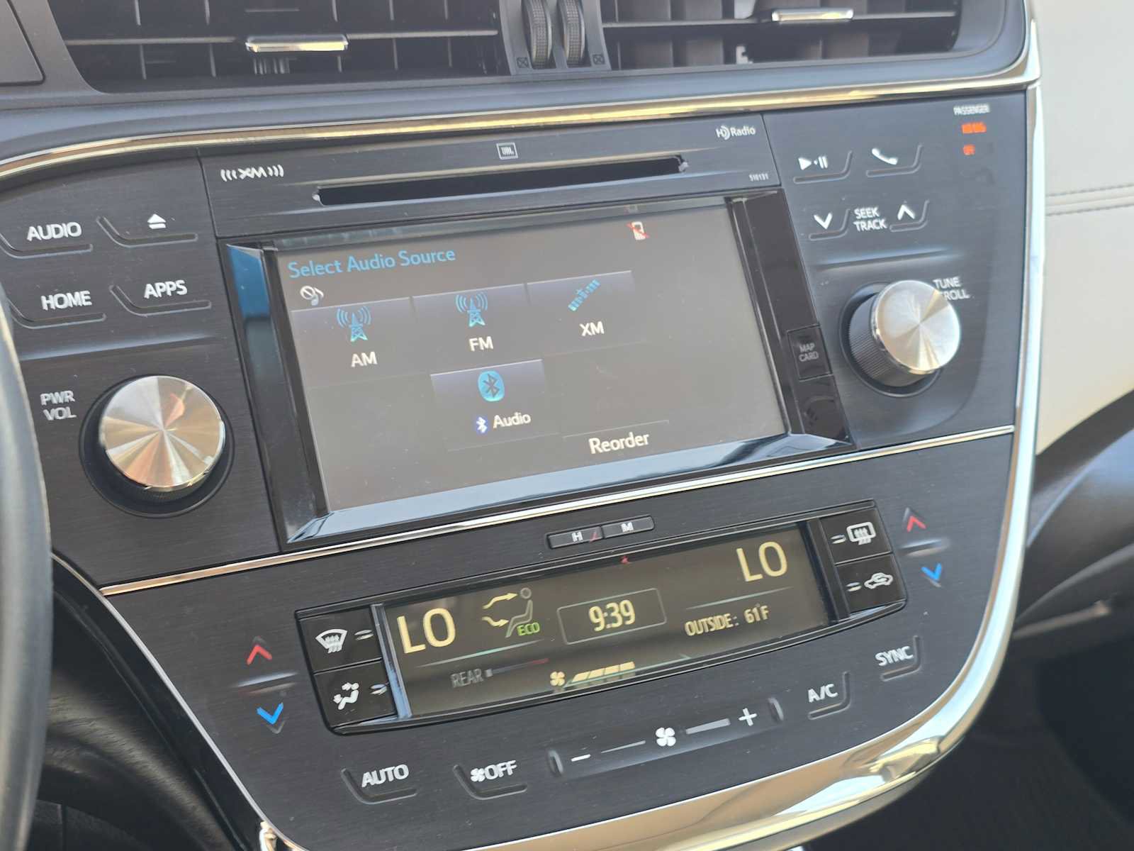 Certified 2018 Toyota Avalon Limited w/ All Weather Liner Package image 29