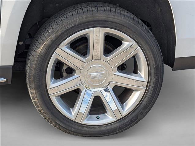 Used 2020 Cadillac Escalade ESV Luxury image 26
