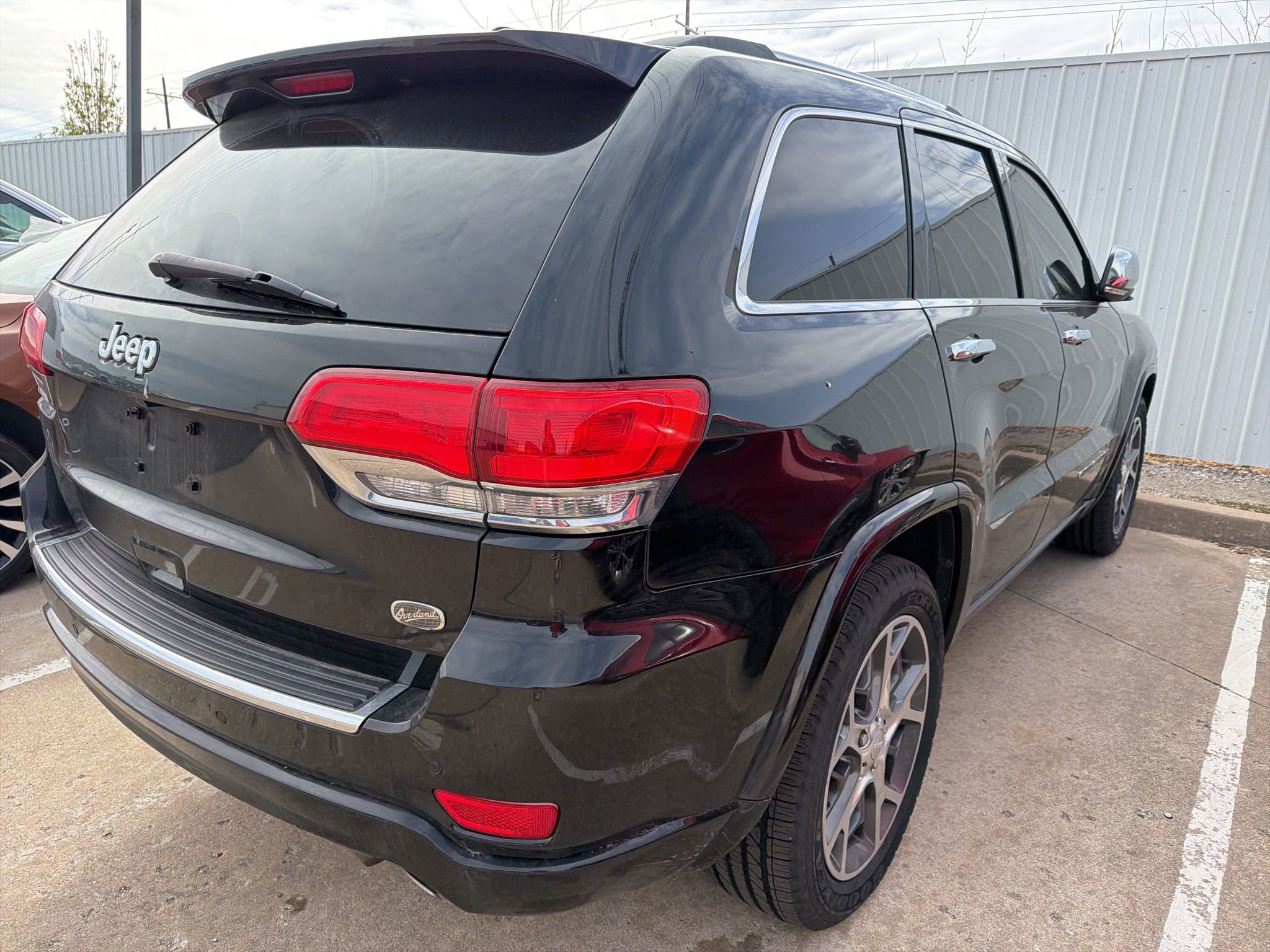 Used 2019 Jeep Grand Cherokee Overland RWD image 7