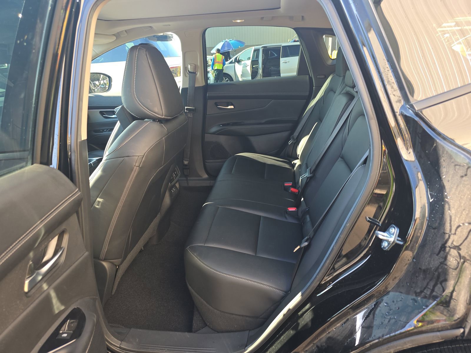 Used 2025 Nissan Murano SL AWD/4WD image 12