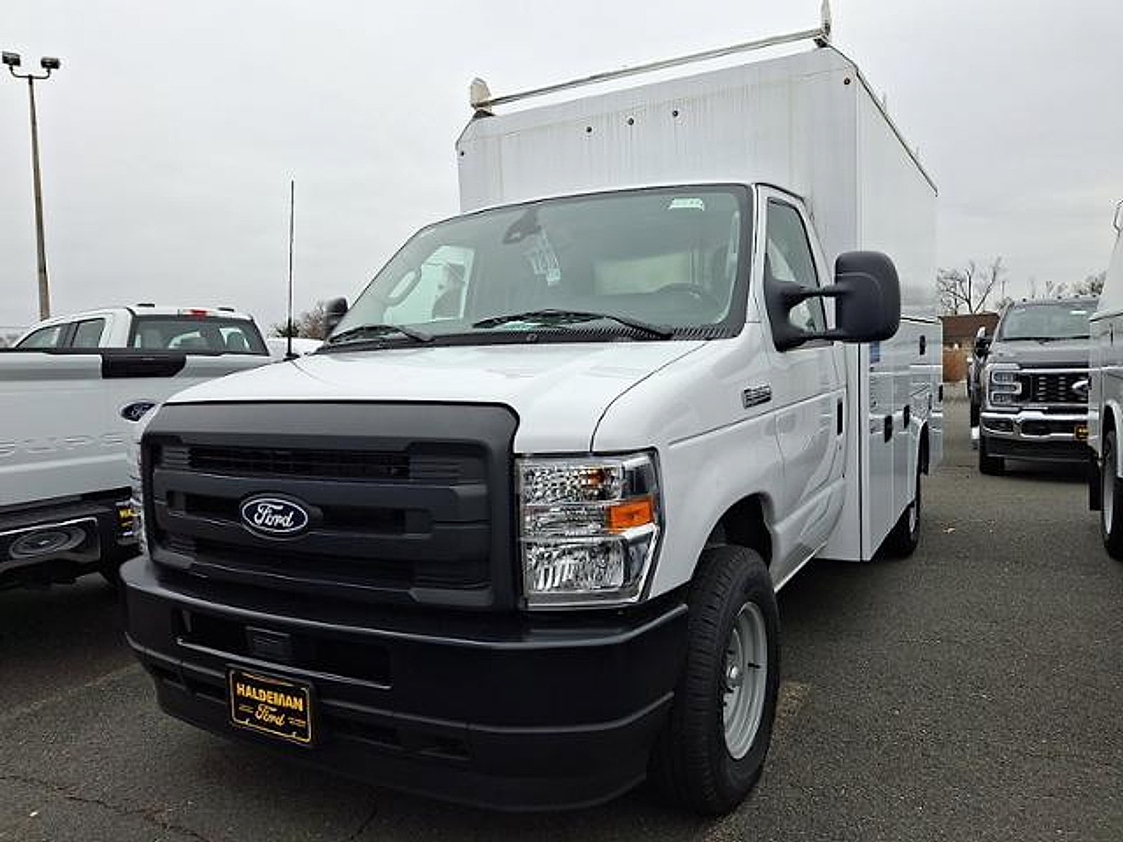 New 2026 Ford E-350 and Econoline 350 Super Duty w/ Power Equipment Group RWD image 2