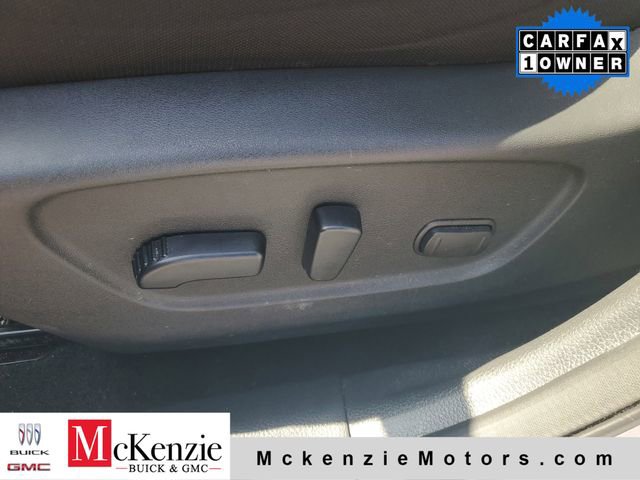 Used 2018 Nissan Rogue SV AWD/4WD image 7