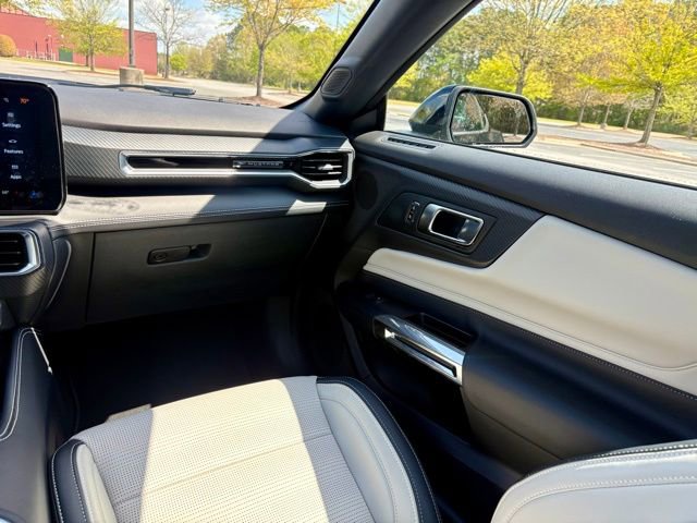 Used 2025 Ford Mustang GT Premium image 26