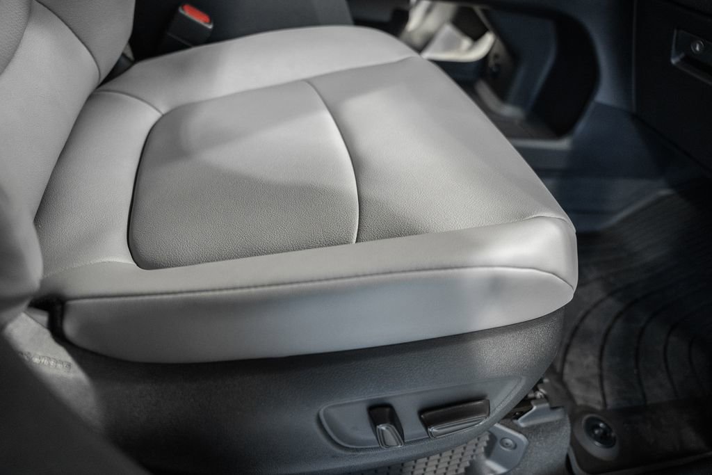 New 2026 Toyota Sienna XLE AWD/4WD image 38