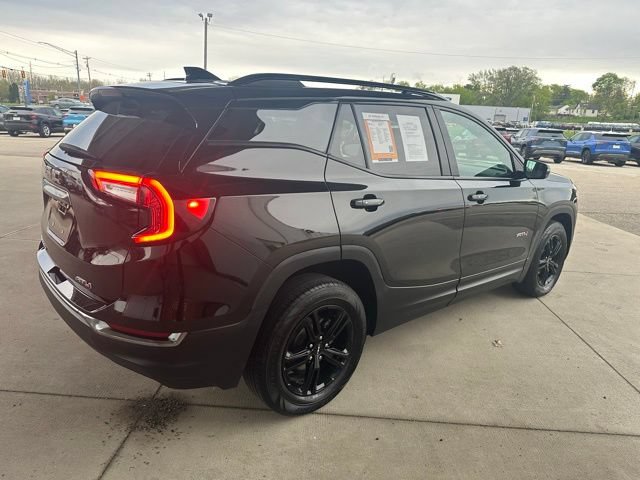 Used 2022 GMC Terrain AT4 w/ Infotainment Package II AWD/4WD image 8
