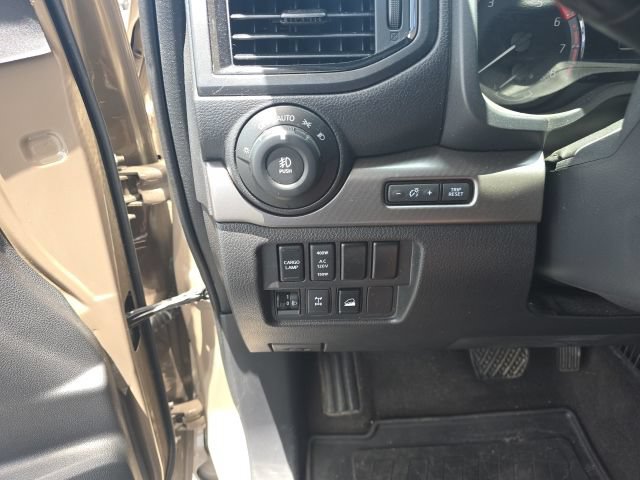 Certified 2021 Nissan Titan PRO-4X w/ Pro-4x Convenience Package AWD/4WD image 18