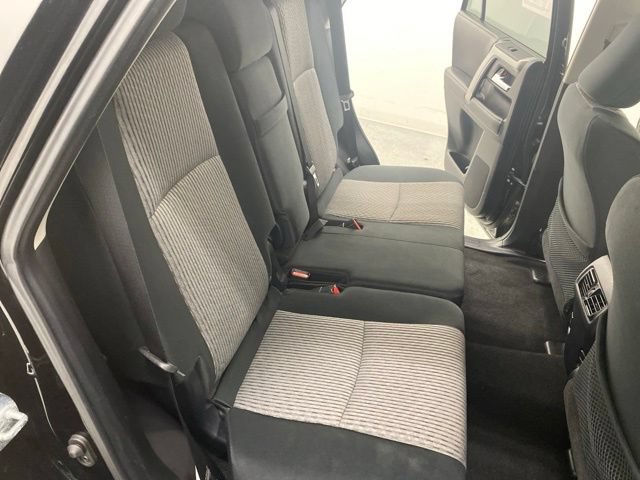 Used 2019 Toyota 4Runner SR5 AWD/4WD image 25