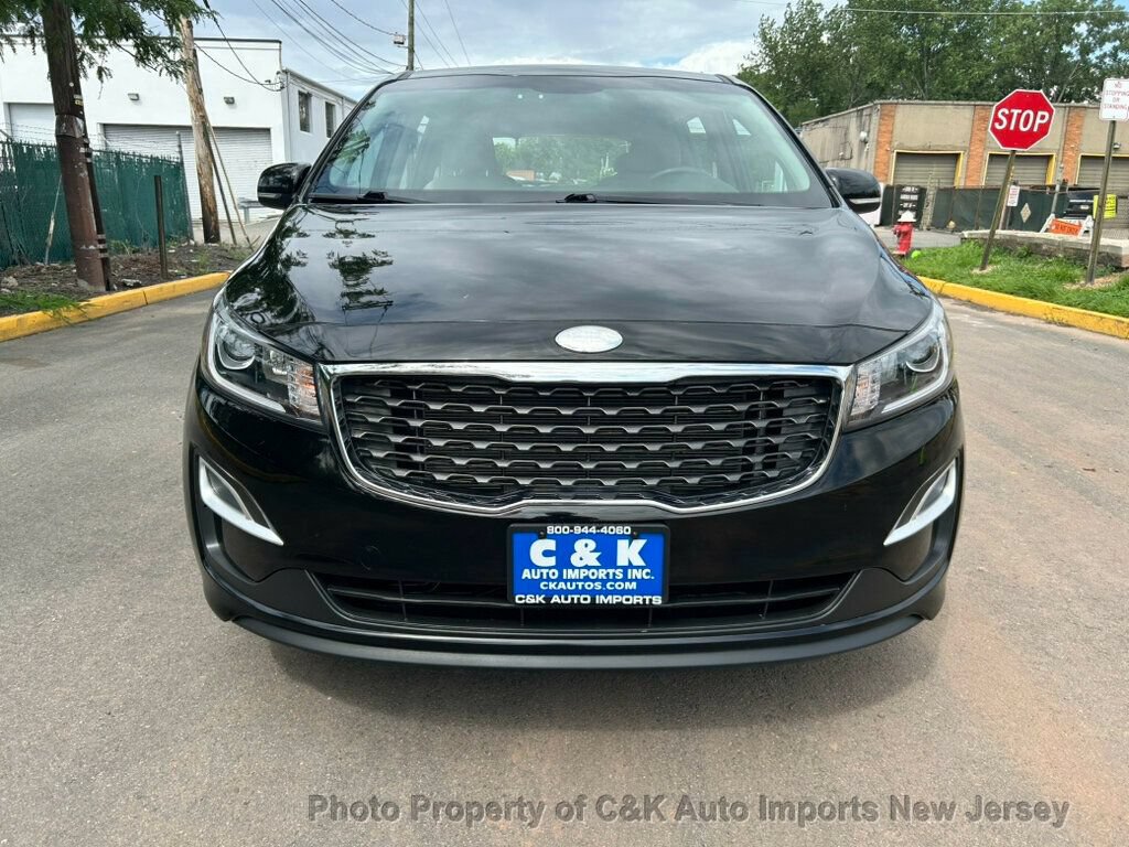 Used 2019 Kia Sedona L FWD image 3