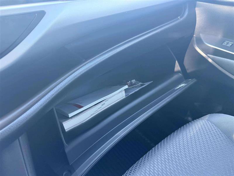 Used 2018 Toyota Highlander LE image 35