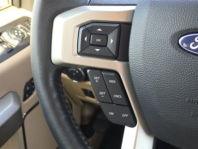 Used 2020 Ford F250 Lariat w/ Lariat Value Package image 40