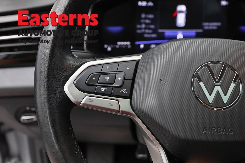 Used 2025 Volkswagen Jetta SE FWD image 15