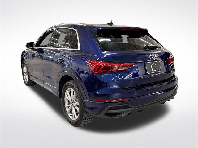 Certified 2025 Audi Q3 2.0T Premium w/ Convenience Package AWD/4WD image 3