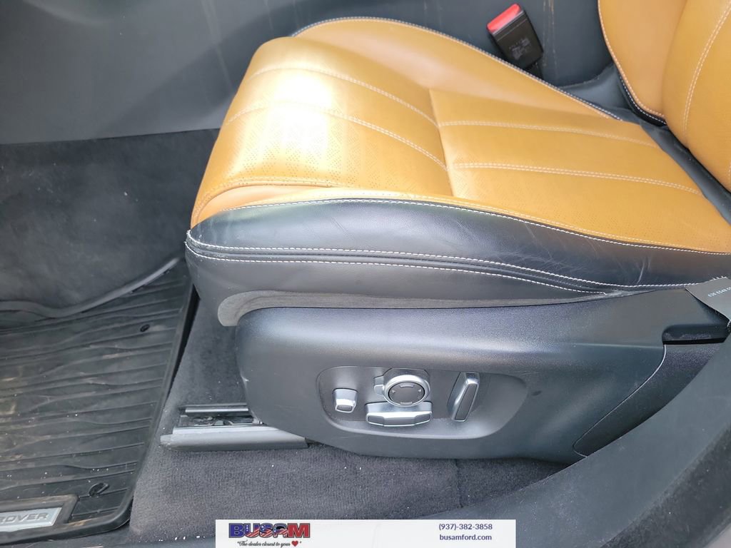 Used 2020 Land Rover Range Rover Velar R-Dynamic HSE AWD/4WD image 13