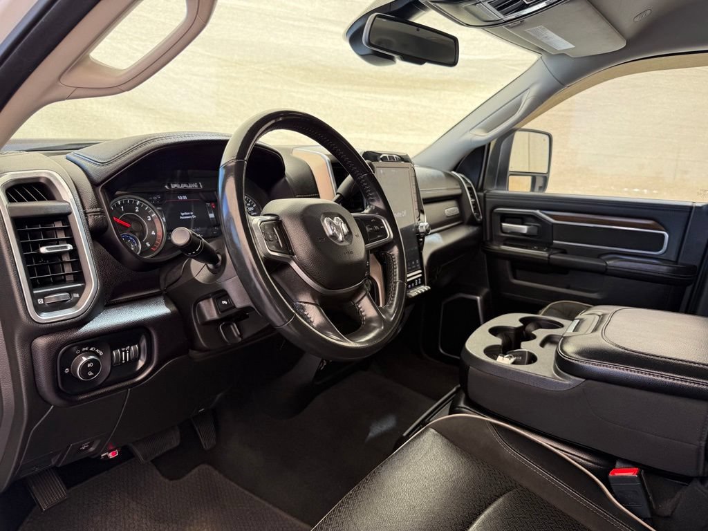 Used 2023 RAM 2500 Laramie AWD/4WD image 32