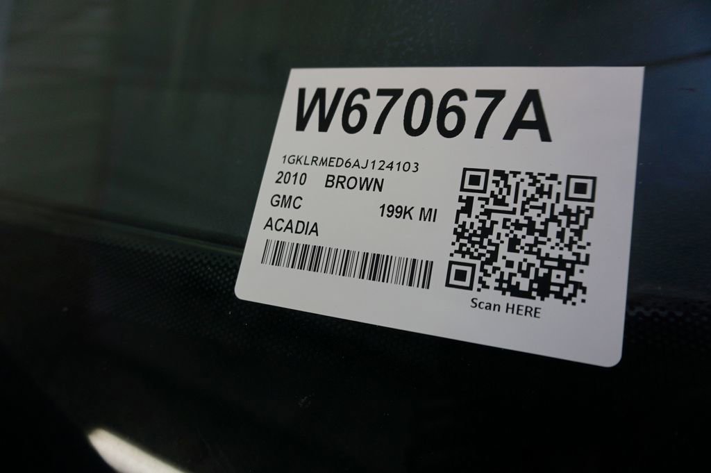 Used 2010 GMC Acadia SLT FWD image 26