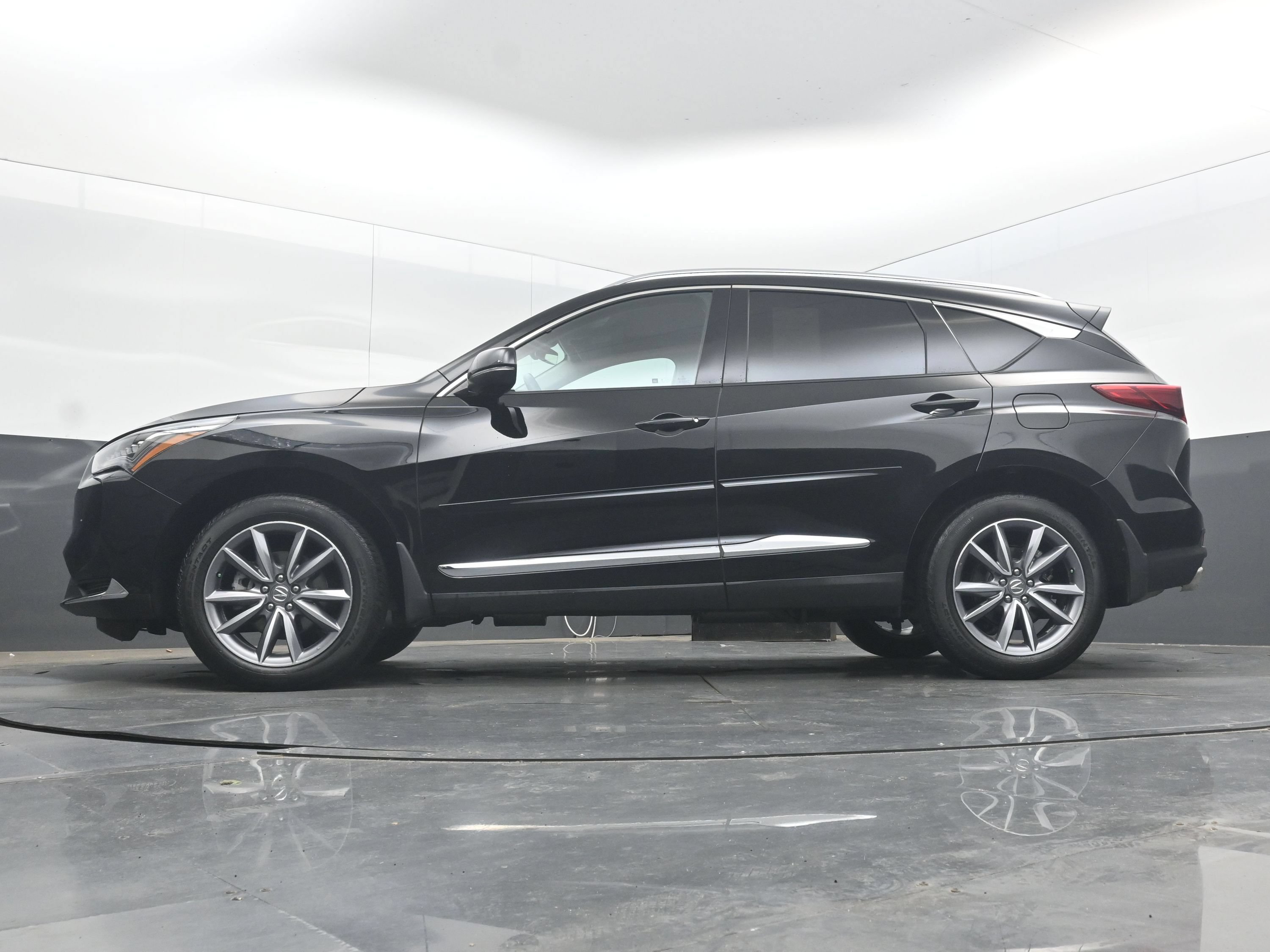 Used 2022 Acura RDX w/ Technology Package FWD image 27