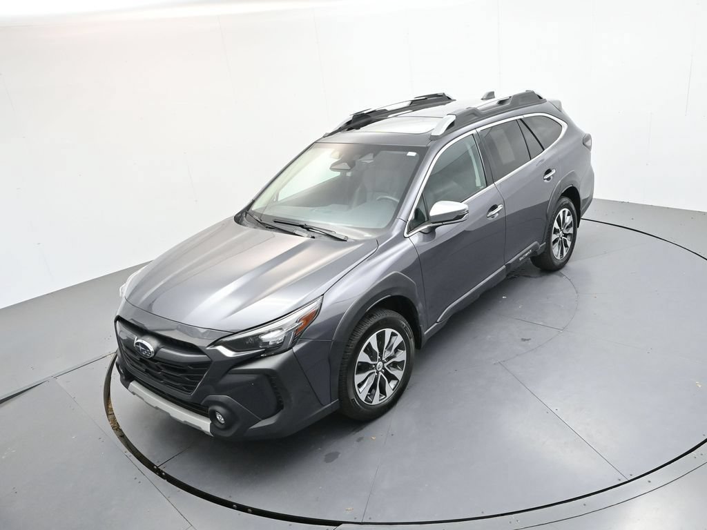 Used 2023 Subaru Outback Touring AWD/4WD image 25