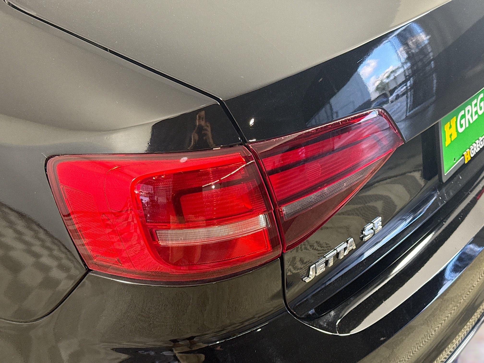 Used 2018 Volkswagen Jetta SE image 36