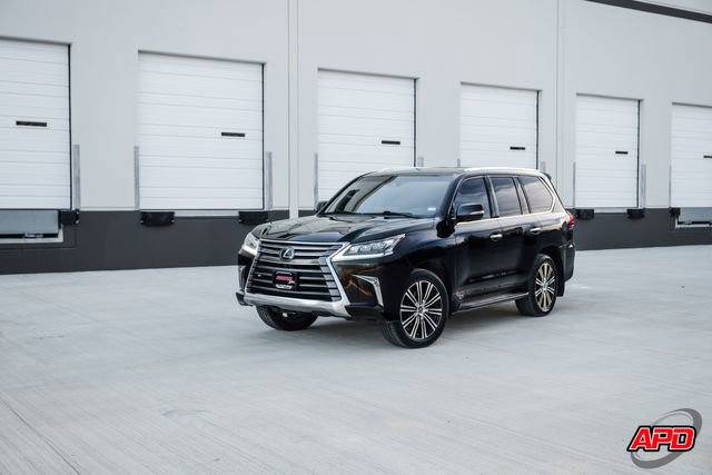 Used 2021 Lexus LX 570 4WD w/ Luxury Package image 17