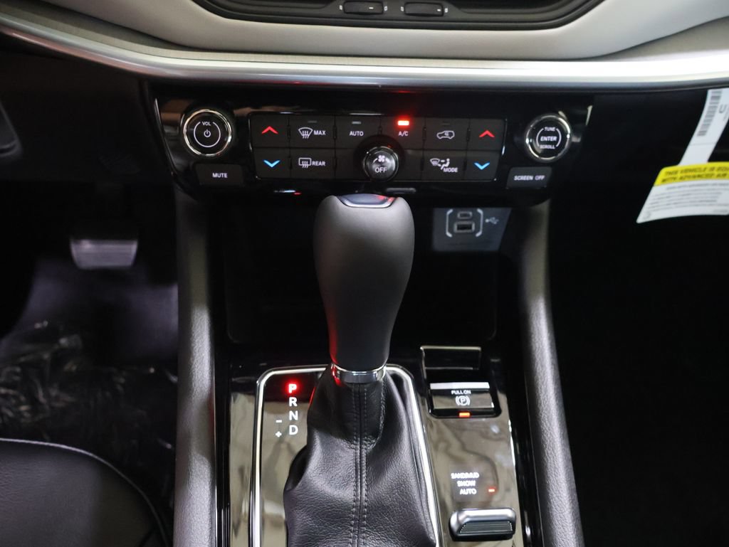 New 2026 Jeep Compass Limited AWD/4WD image 22