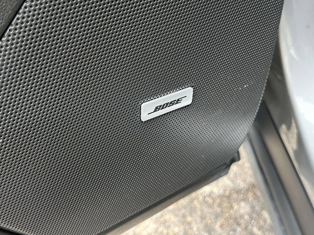 Used 2023 Cadillac XT6 Premium Luxury w/ LPO, Floor Liner Package image 20