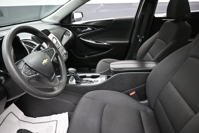 Used 2024 Chevrolet Malibu LT FWD image 16