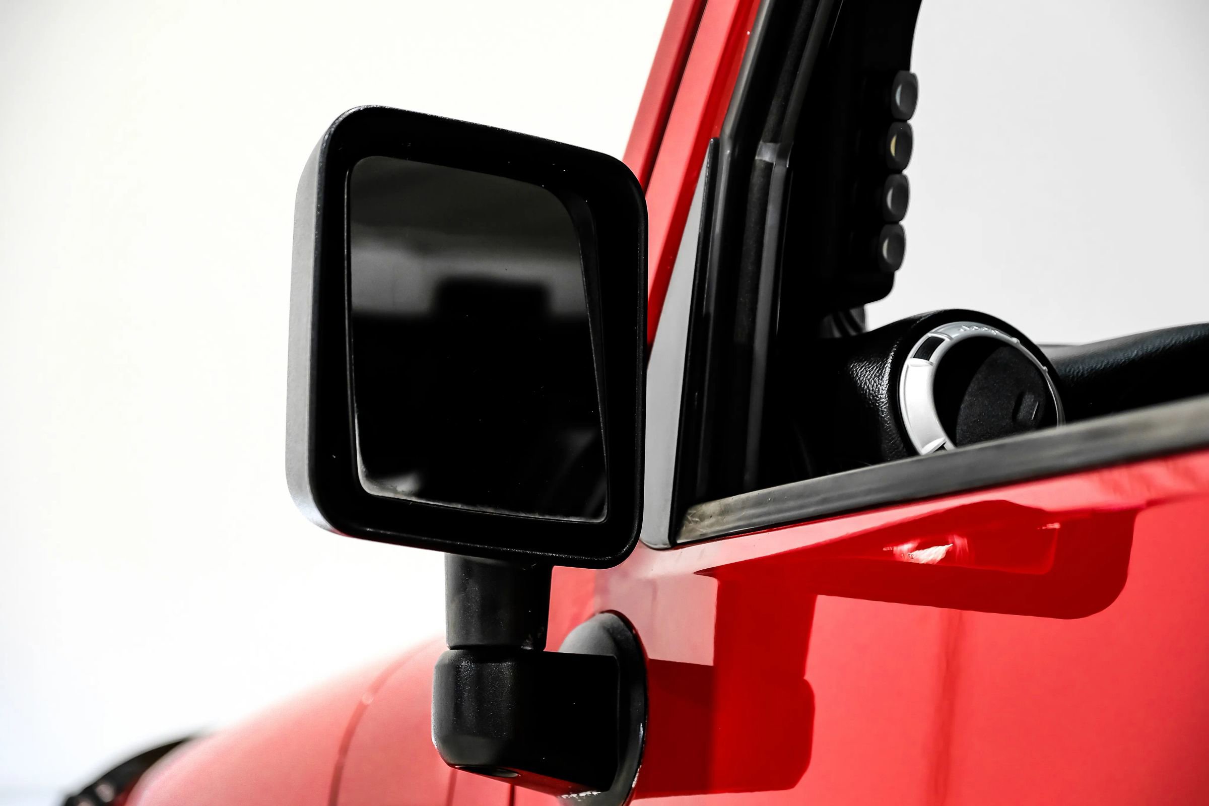 Used 2014 Jeep Wrangler Sahara w/ Connectivity Group image 37