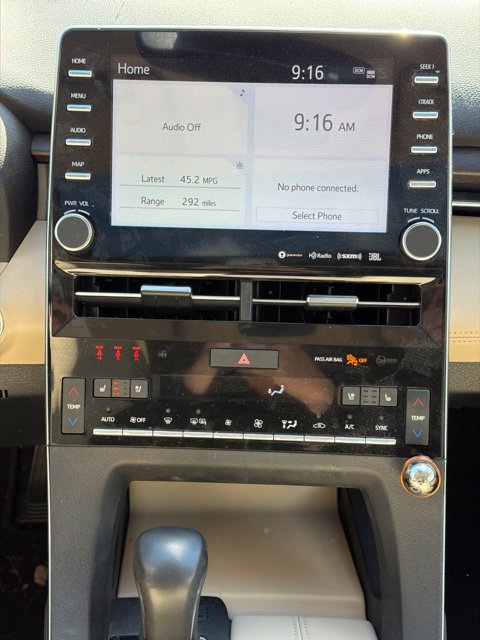 Used 2020 Toyota Avalon Limited w/ Advanced Safety Package FWD image 15