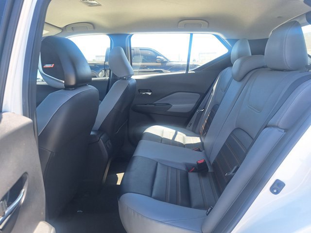 Used 2023 Nissan Kicks SR w/ SR Premium Package FWD image 15