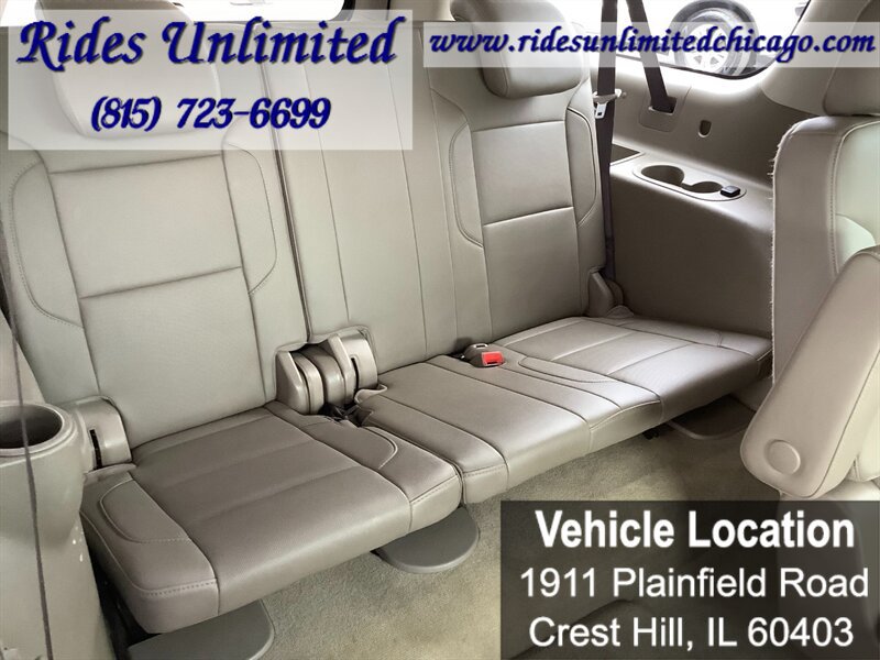 Used 2017 Chevrolet Suburban Premier AWD/4WD image 34