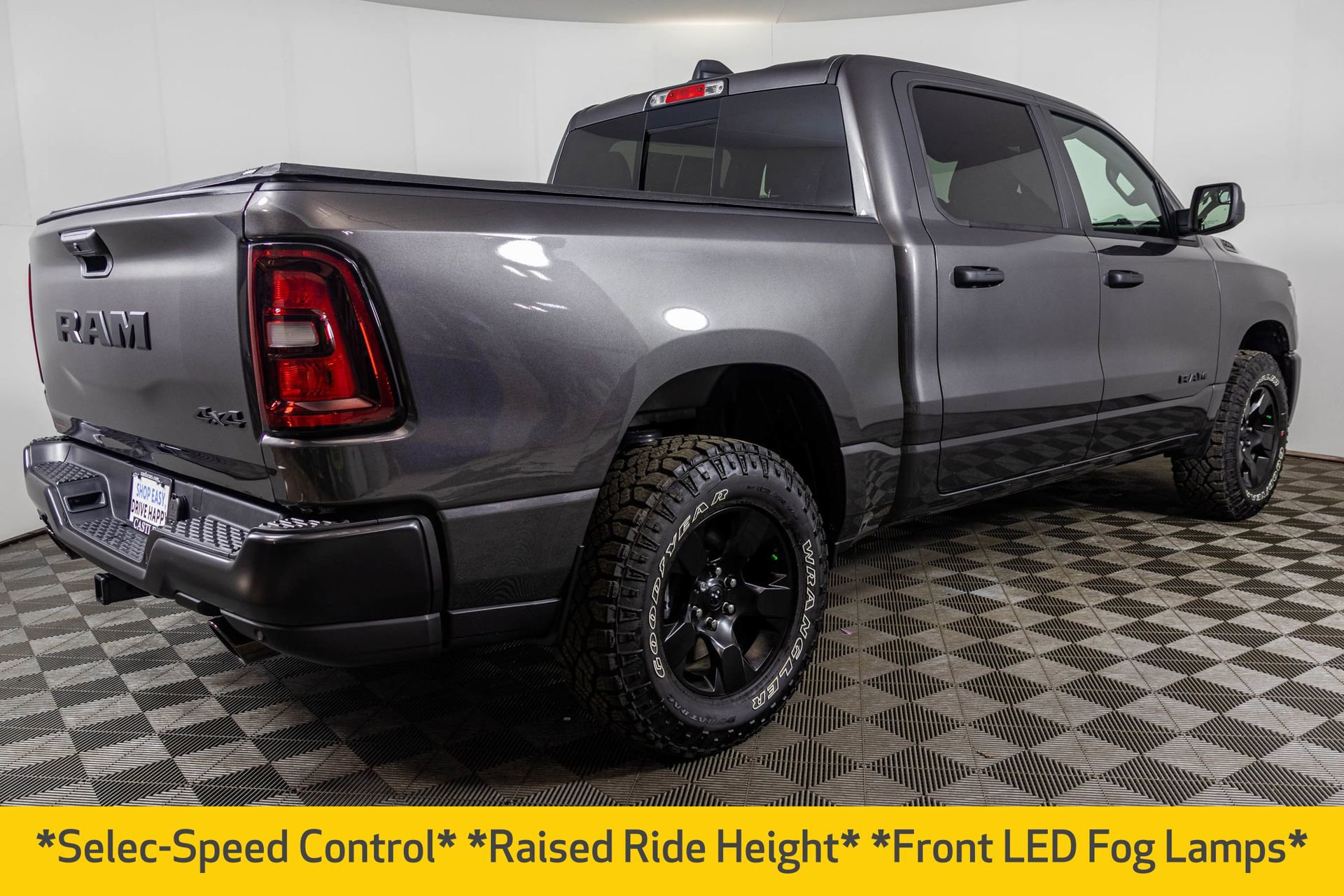 Used 2026 RAM 1500 Classic Warlock AWD/4WD image 15