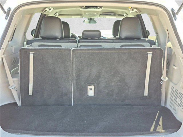 Used 2017 Toyota Highlander LE FWD image 6