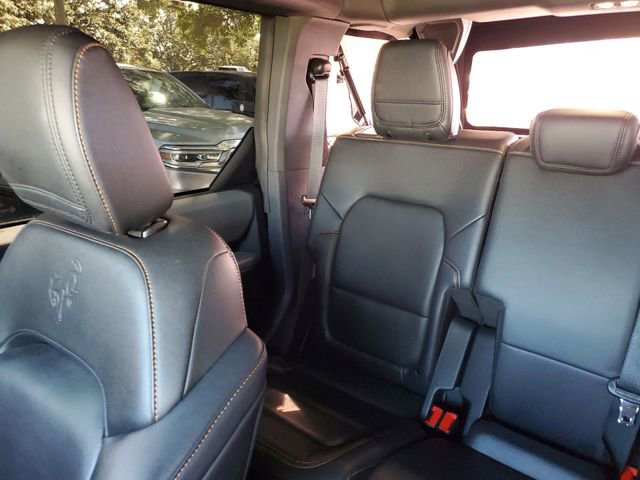 Used 2022 Ford Bronco Badlands image 12