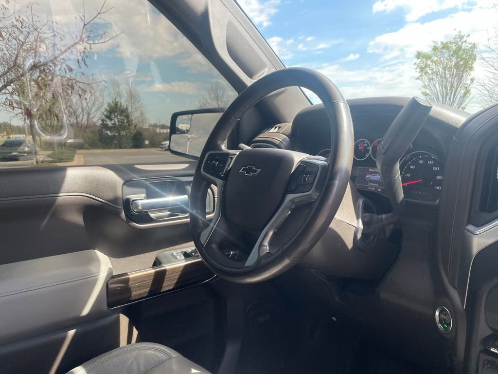 Used 2020 Chevrolet Silverado 1500 RST image 30