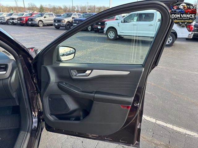 Certified 2023 Ford Escape Platinum image 36