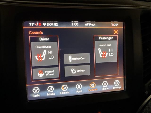 Used 2022 Jeep Cherokee Latitude Lux w/ Mopar Interior Package AWD/4WD image 19