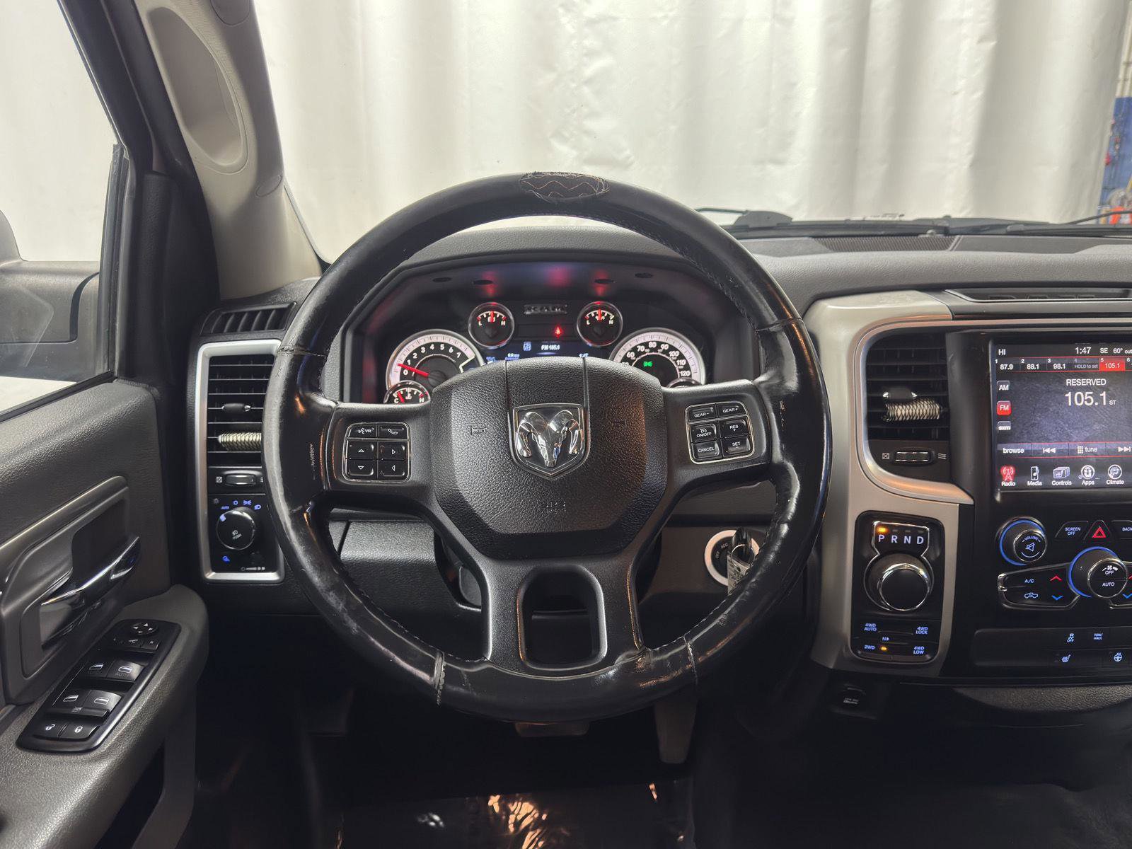 Used 2015 RAM 1500 Big Horn image 31