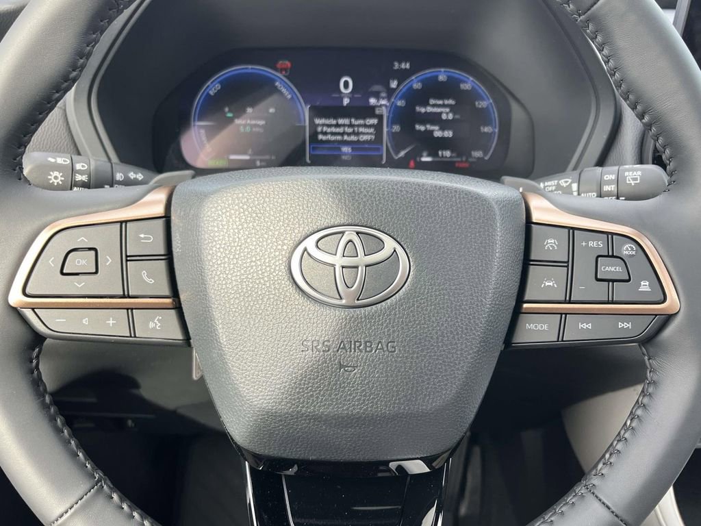 New 2026 Toyota Grand Highlander AWD Hybrid image 18