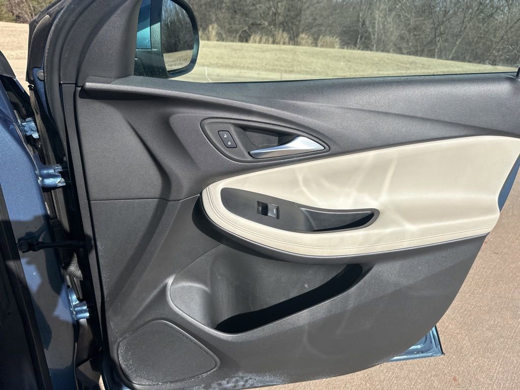 Certified 2024 Buick Encore GX Sport Touring image 35