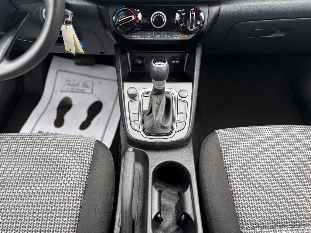 Used 2022 Hyundai Kona SE AWD/4WD image 24